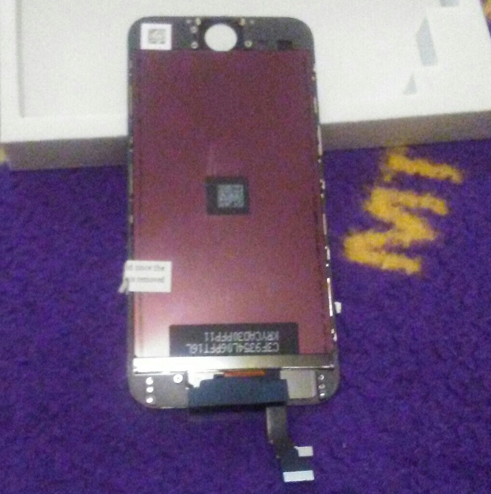 IPhone 5 Screen Replacement - Picture 2 of 2